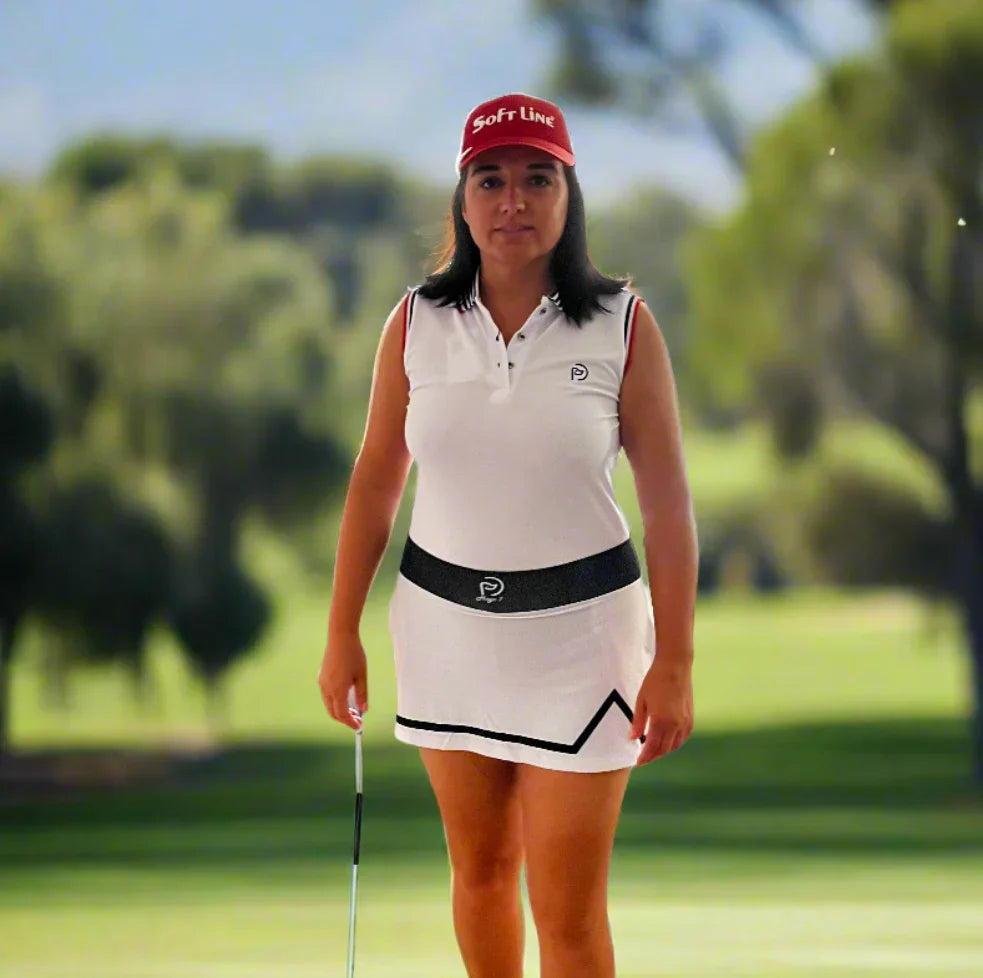 Total Look Mujer: Falda blanca y polo sin mangas