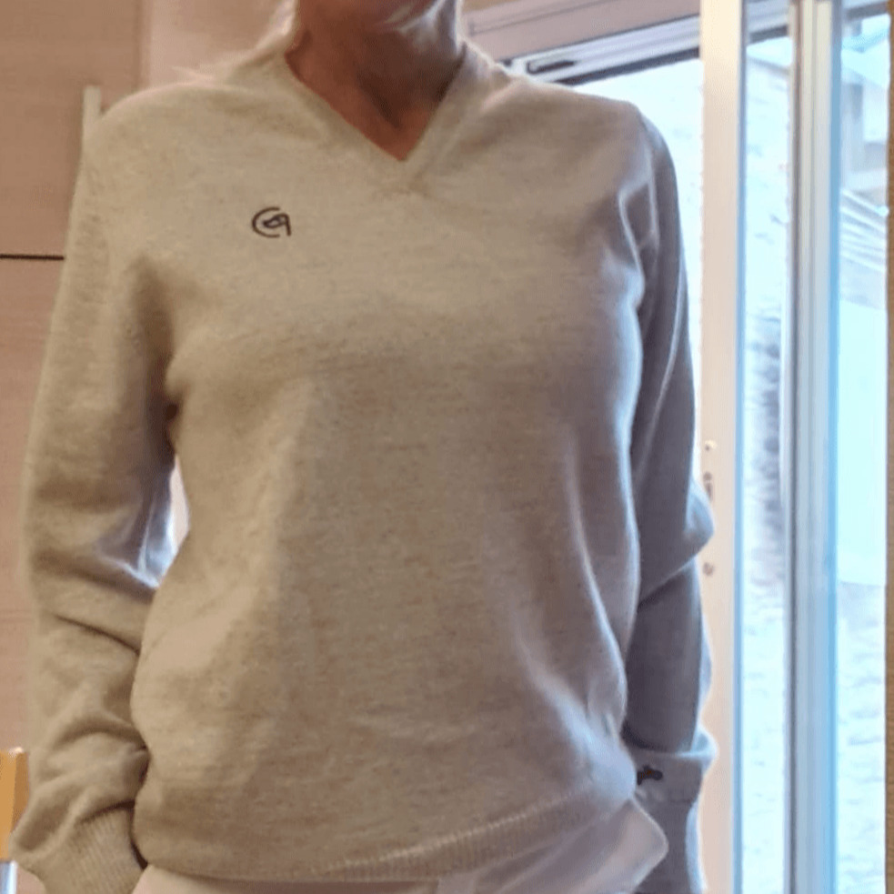 Jersey cuello pico lana gris, UNISEX - Hoyo 7
