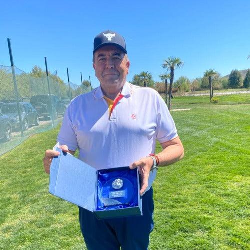 Polo de golf blanco UPF 50+, detalles España, hombre - Hoyo 7
