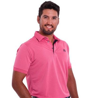 Look 8: Pantalón técnico golf petróleo y polo de golf fucsia, cuello camisero, hombre - Hoyo 7