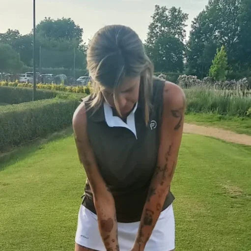 Polo técnico golf kaki, mujer. Sin mangas. ¡Iluminará tu sonrisa!