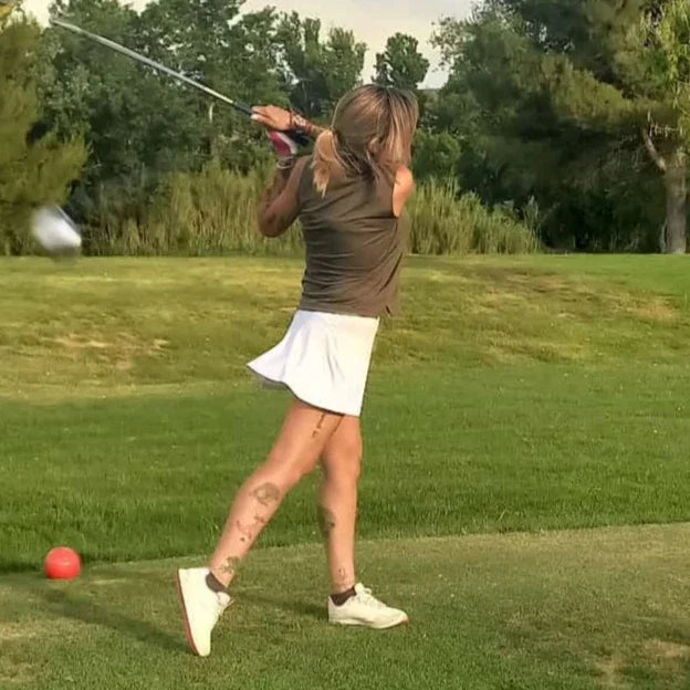 Polo técnico golf kaki, mujer. Sin mangas. ¡Iluminará tu sonrisa!