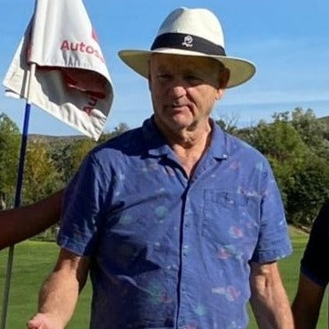 Bill Murray juega al golf con un sombrero de Hoyo 7