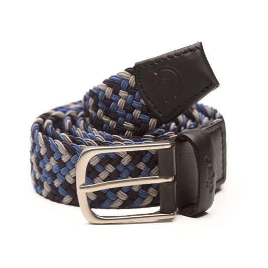 cinturón trenzado en tonos azules y blanco